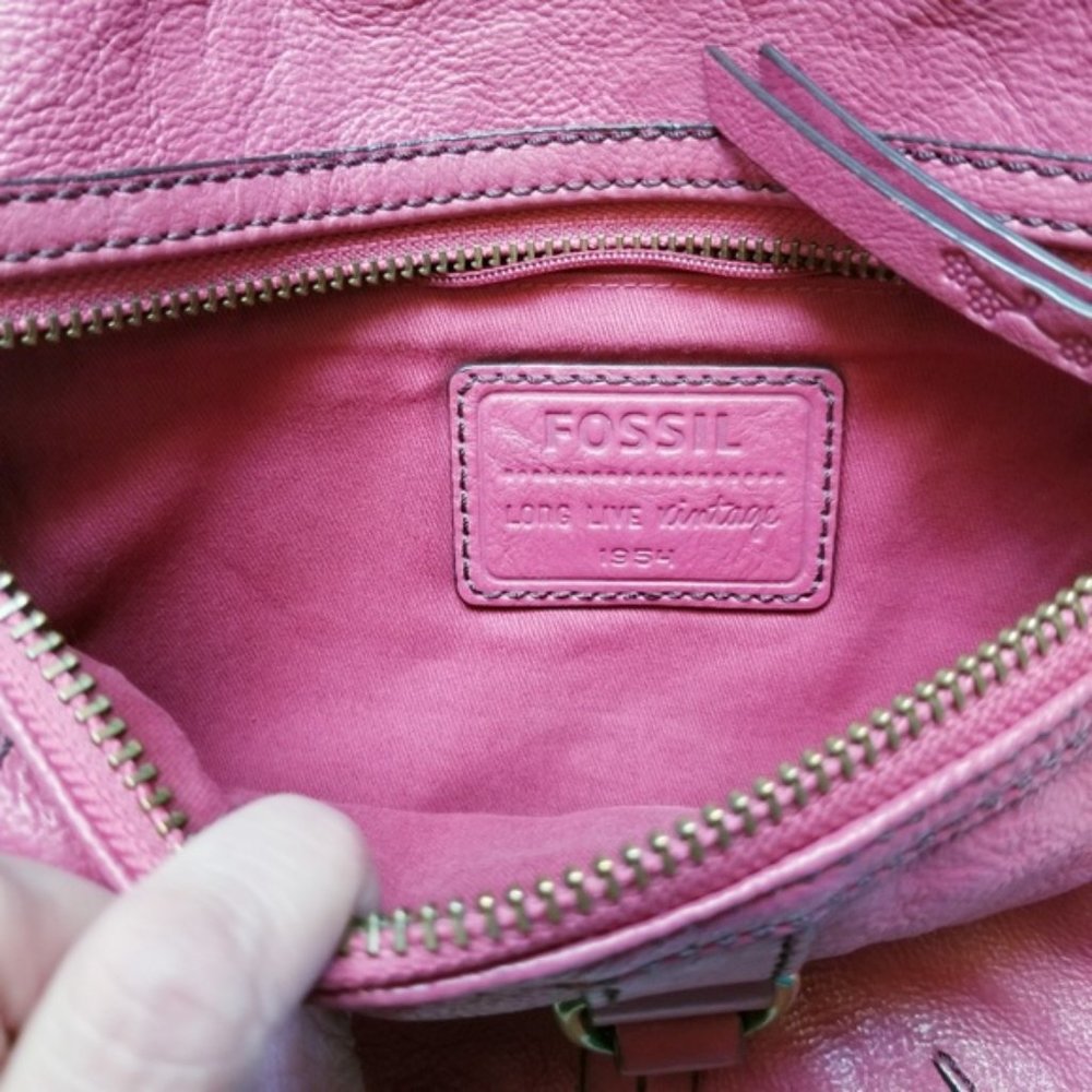 Fossil Raspberry Crossbody Purse - image 5